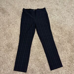 Liz Claiborne Navy and Gray Plaid Pants